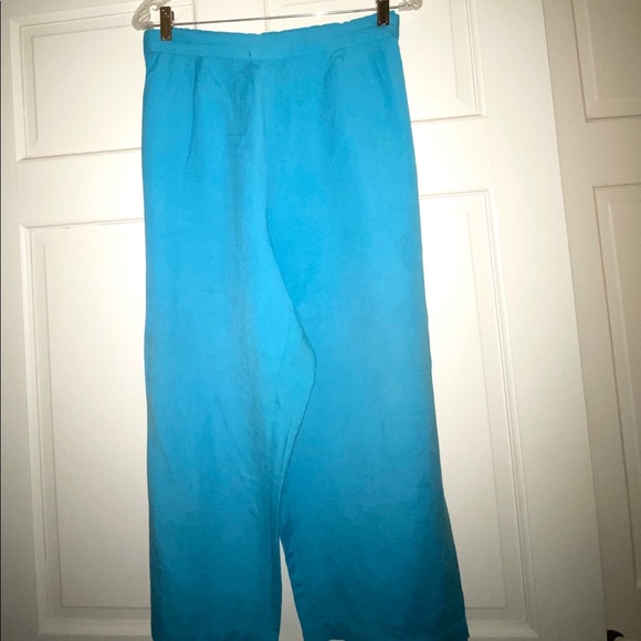 Versailles Capri Cropped Linen Pants - Picture 1 of 8